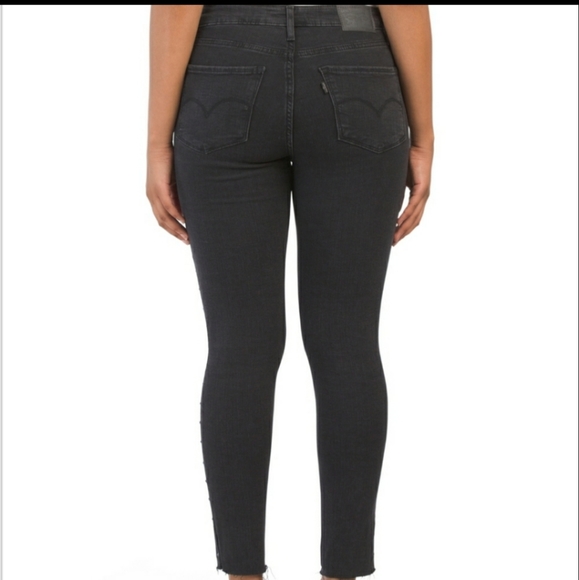 Levi's Studded Black High Rise Jeans - Picture 2 of 2